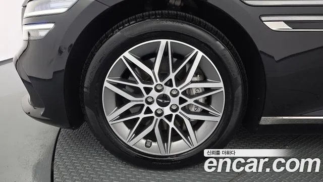 Genesis G80 RG3 — Фото автомобиля 5
