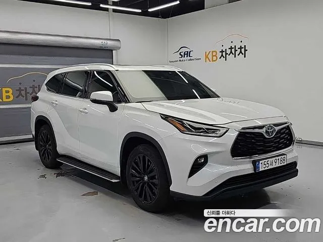 Toyota Highlander — Фото автомобиля 2