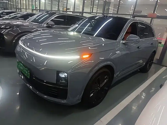Фотография автомобиля — Li Auto L7