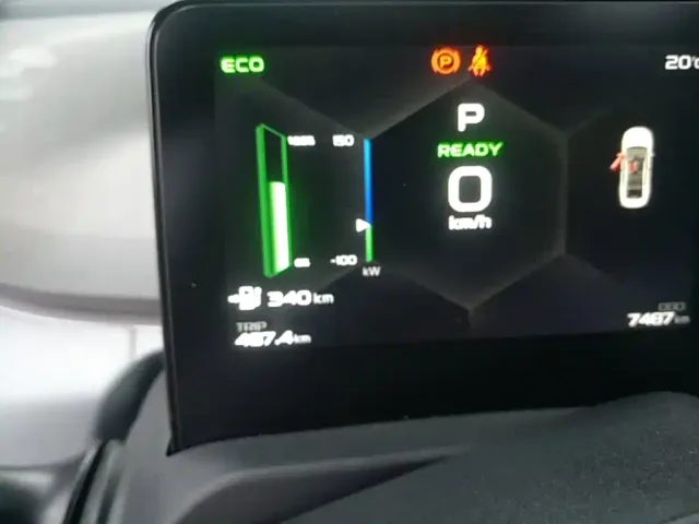Geely Geometry A — Фото автомобиля 11