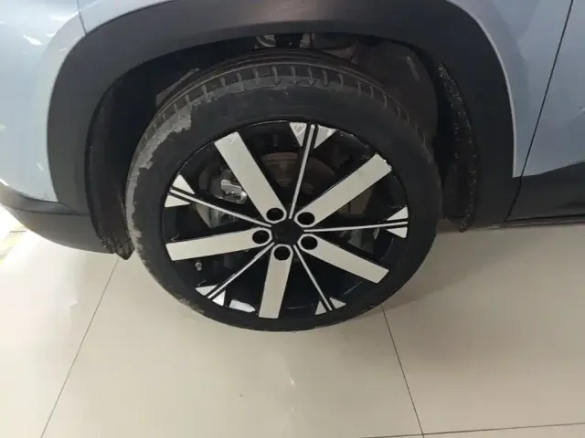 Geely ICON — Фото автомобиля 22
