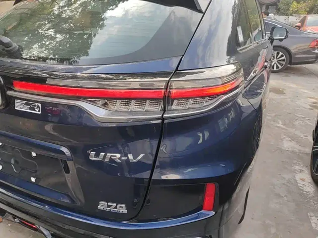 Honda UR-V — Фото автомобиля 7