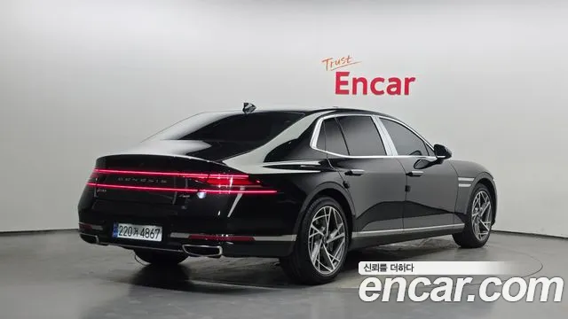 Genesis G90 Бензин 3.5 турбо AWD — Фото автомобиля 2