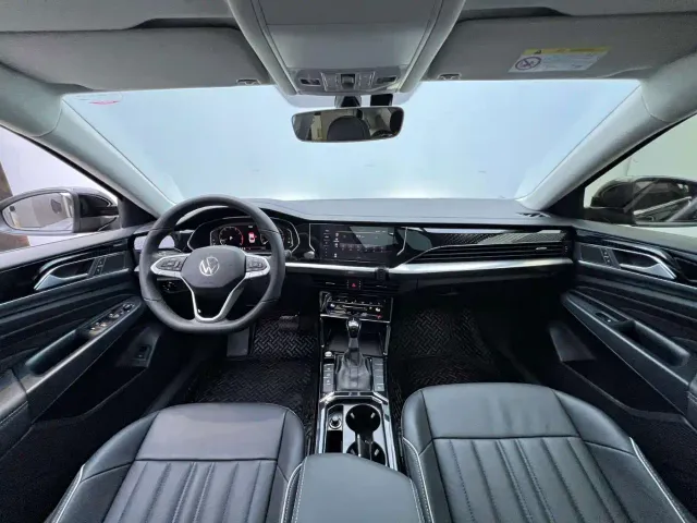 Volkswagen Passat — Фото автомобиля 8