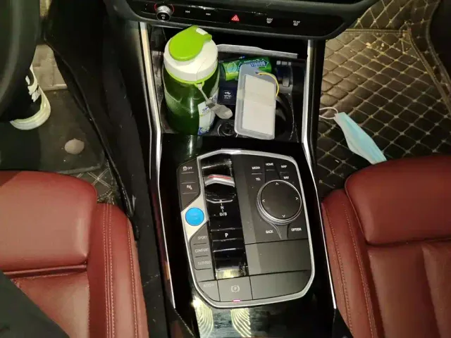 BMW i3 — Фото автомобиля 16