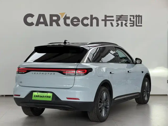 Leapmotor C11 — Фото автомобиля 4