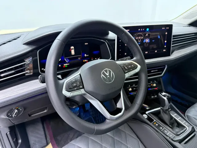 Volkswagen Sagitar — Фото автомобиля 8