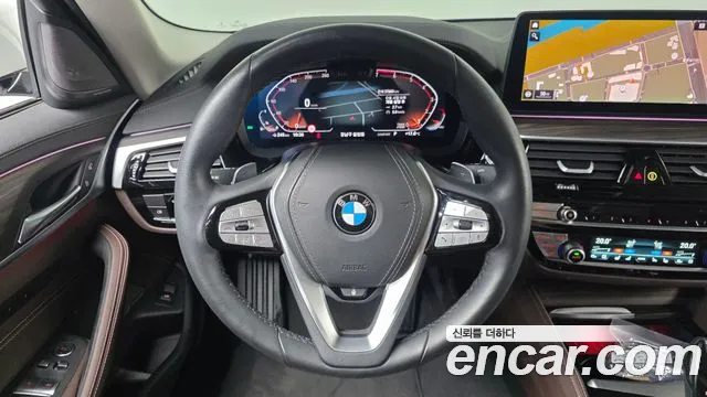 BMW 5 Series G30 — Фото автомобиля 19