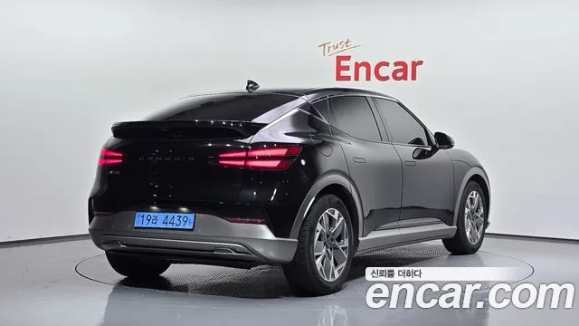 Genesis GV60 — Фото автомобиля 2