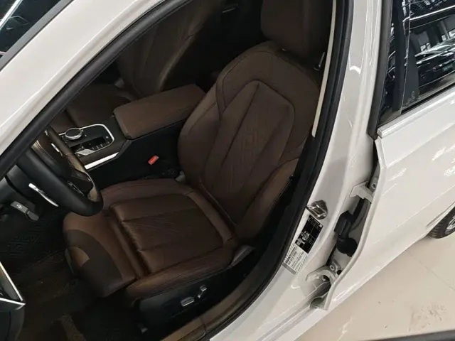 BMW 3 Series — Фото автомобиля 14