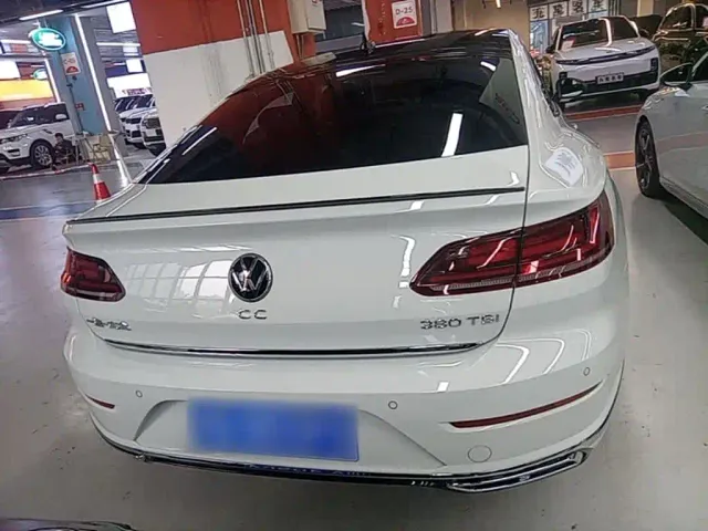 Volkswagen CC — Фото автомобиля 5
