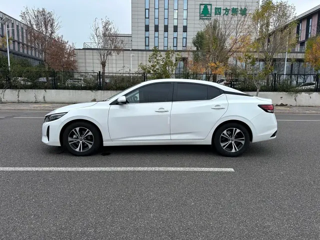 Nissan Sylphy — Фото автомобиля 4