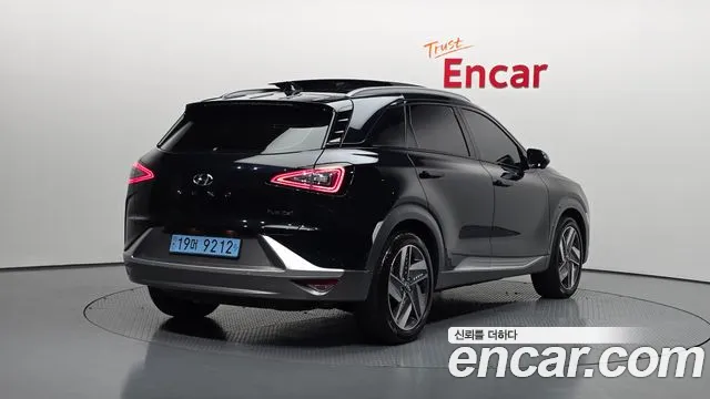 Hyundai Nexo Nexo Premium — Фото автомобиля 2