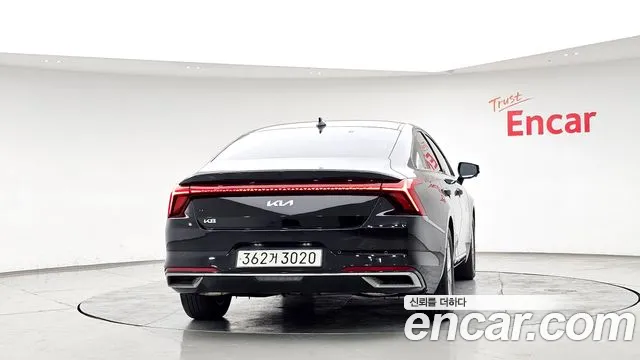 Kia K8 — Фото автомобиля 4