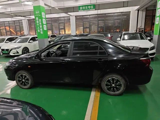 BYD F3 — Фото автомобиля 25