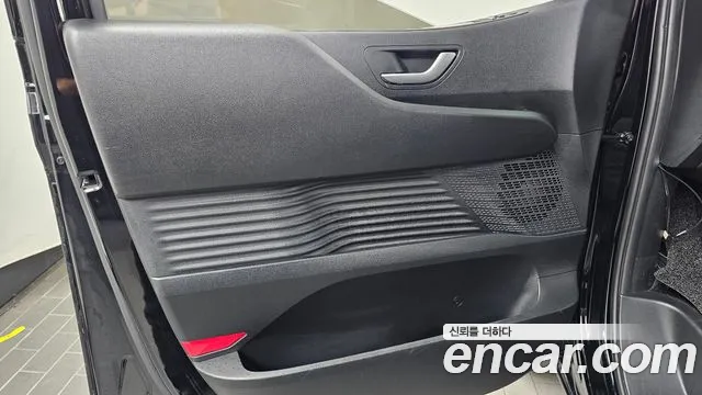 Hyundai Staria — Фото автомобиля 13