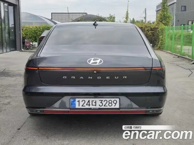 Hyundai Grandeur GN7 — Фото автомобиля 3