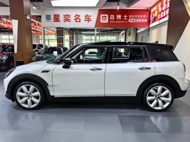 MINI Clubman — Фото автомобиля 3