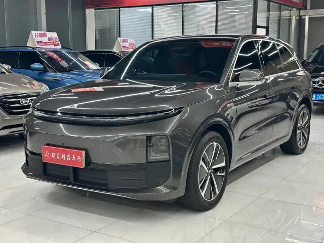 Li Auto L6 — Фото автомобиля 2