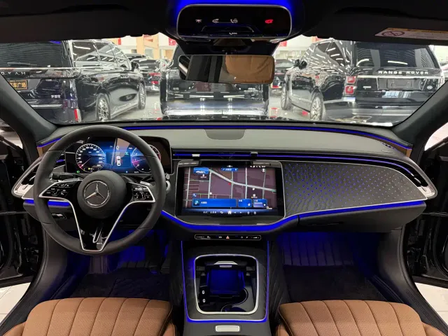 Mercedes-Benz E-Class — Фото автомобиля 10
