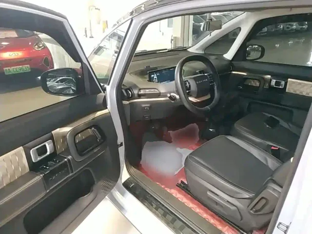 Baojun KiWi EV — Фото автомобиля 15