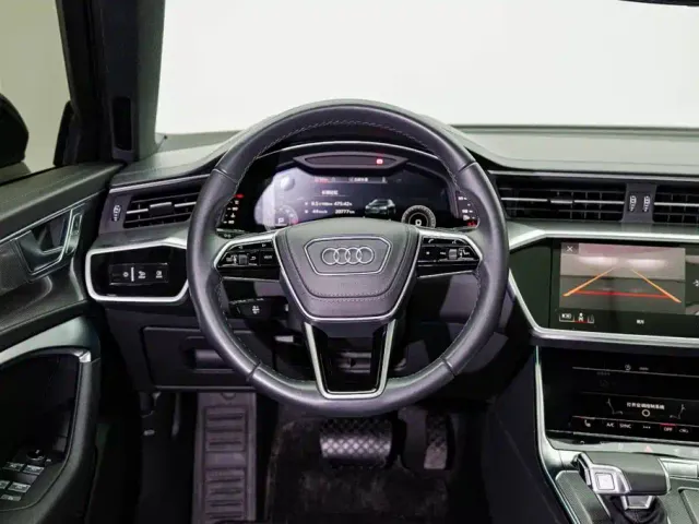 Audi A6L — Фото автомобиля 9