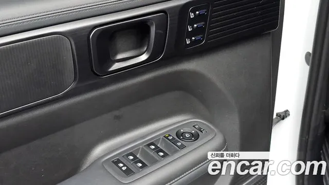 Hyundai Santa Fe MX5 — Фото автомобиля 28