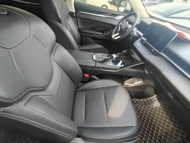 Haval H6 — Фото автомобиля 12