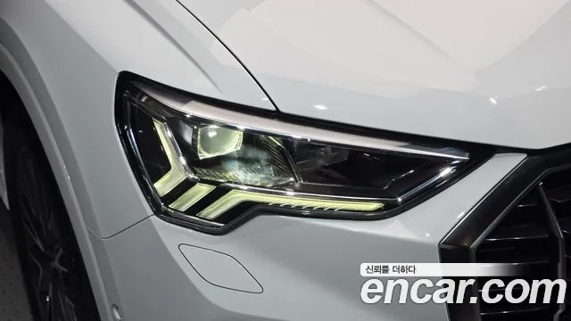 Audi Q3 35 TDI Premium — Фото автомобиля 19