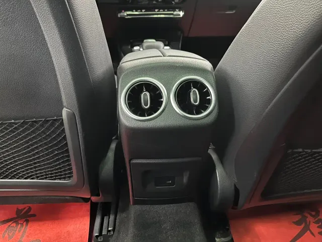 Mercedes-Benz A-Class — Фото автомобиля 14