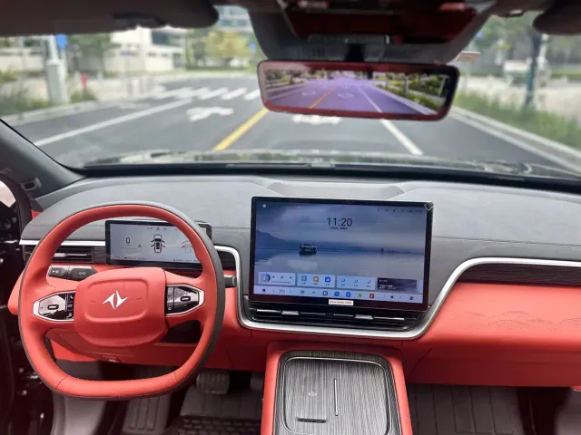 Dongfeng eπ 008 — Фото автомобиля 8