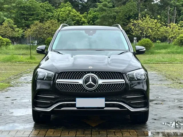 Mercedes-Benz GLE-Class — Фото автомобиля 2