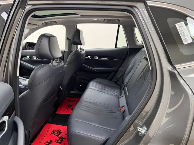 Geely Galaxy E5 — Фото автомобиля 16