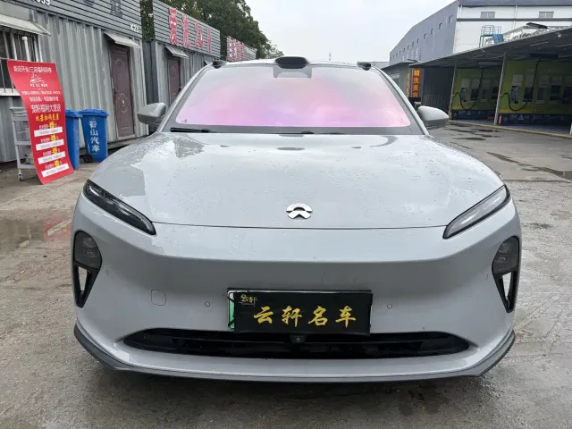 Nio ET5 Touring — Фото автомобиля 2
