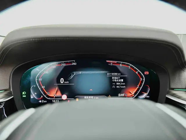 BMW 5 Series — Фото автомобиля 18