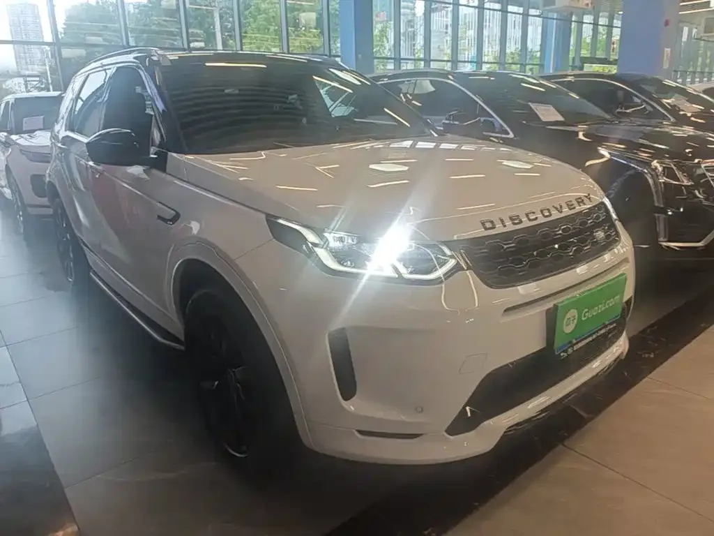 Land Rover Discovery Sport 2023 249PS R-Dynamic S Performance Version — Фото автомобиля 3