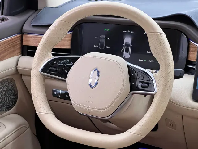 AITO Wenjie AITO M7 2024 Model 1.5T Smart Drive RWD Max 5-Seater — Фото автомобиля 22