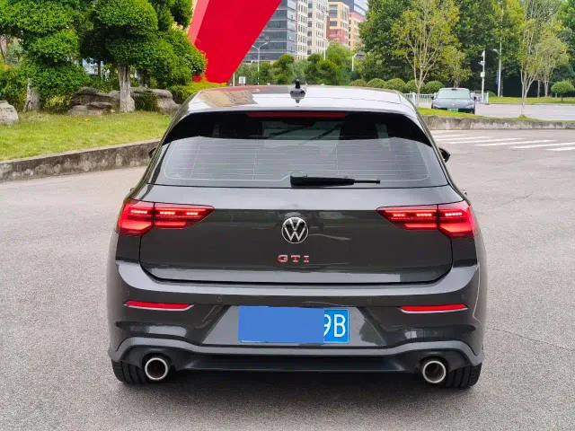 Volkswagen Golf GTI — Фото автомобиля 15