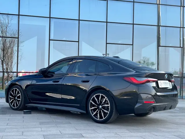 BMW 4 Series — Фото автомобиля 3