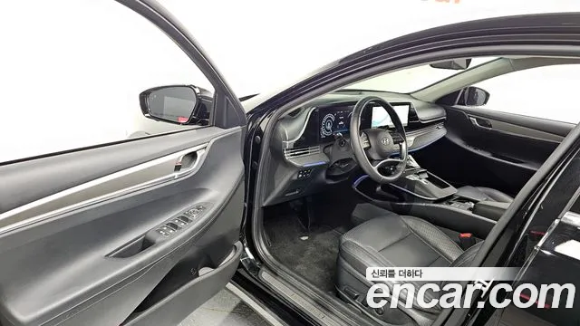 Hyundai Grandeur Новый Grandeur IG — Фото автомобиля 10