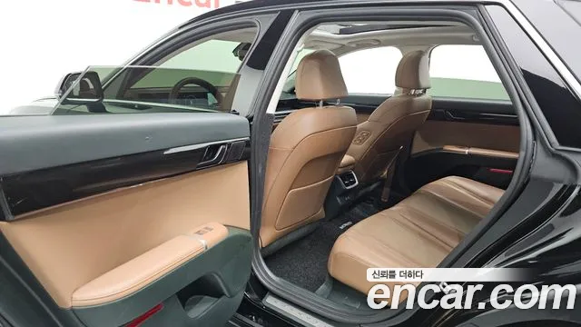 Hyundai Grandeur GN7 — Фото автомобиля 16