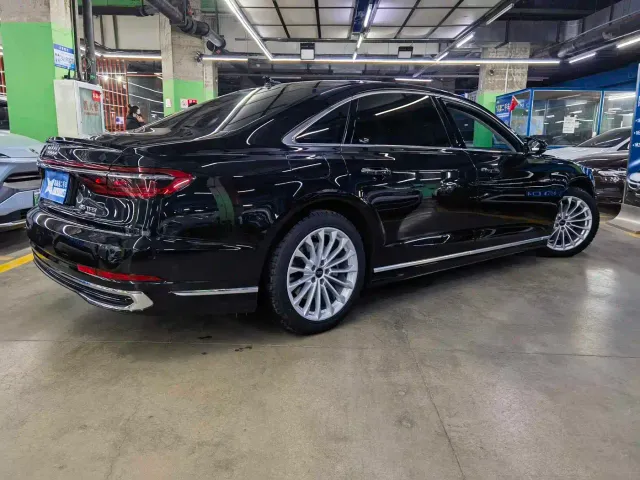 Audi A8 — Фото автомобиля 6