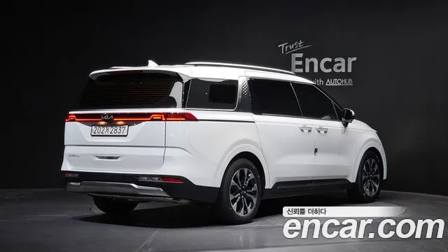 Kia Canival Carnival 4 поколение Бензин 9 мест Noblesse — Фото автомобиля 2