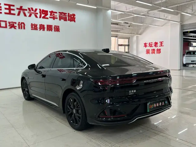 BYD Han — Фото автомобиля 5