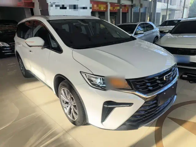 Geely Jiaji — Фото автомобиля 3