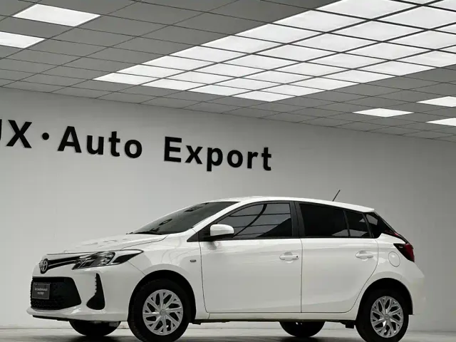 Toyota Vios FS — Фото автомобиля 7