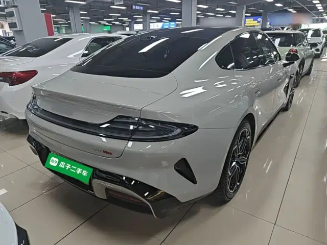 Xiaomi SU7 — Фото автомобиля 6