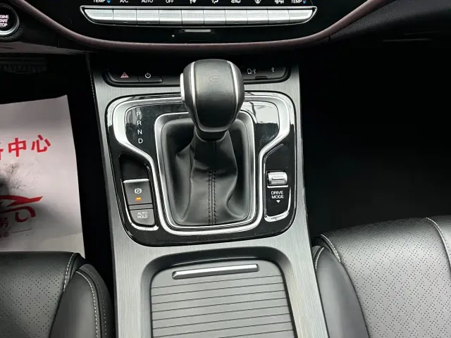 GAC Trumpchi M6 — Фото автомобиля 14