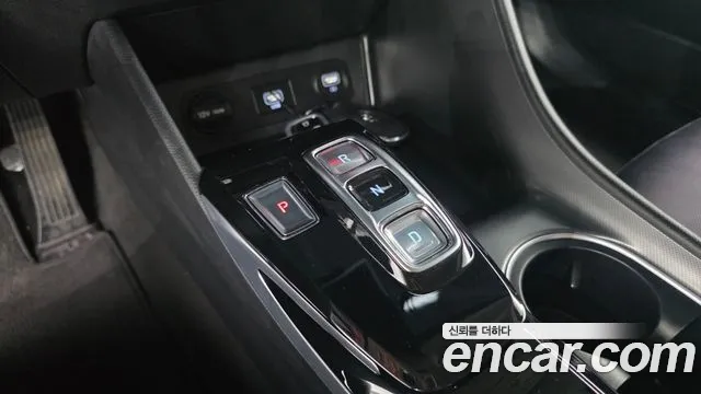Hyundai Sonata — Фото автомобиля 12