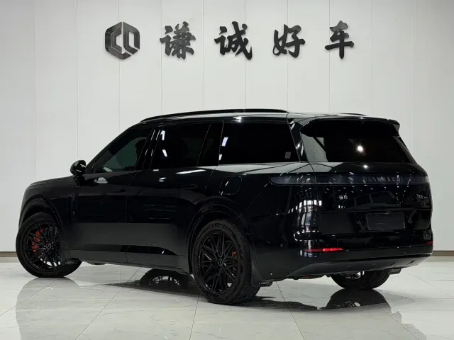 Lynk & Co 900 — Фото автомобиля 7